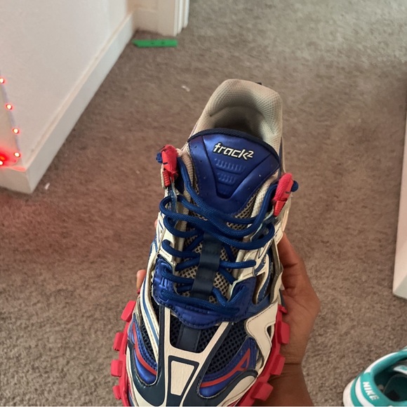 Size 40 (7us) worn slight - Picture 2 of 4